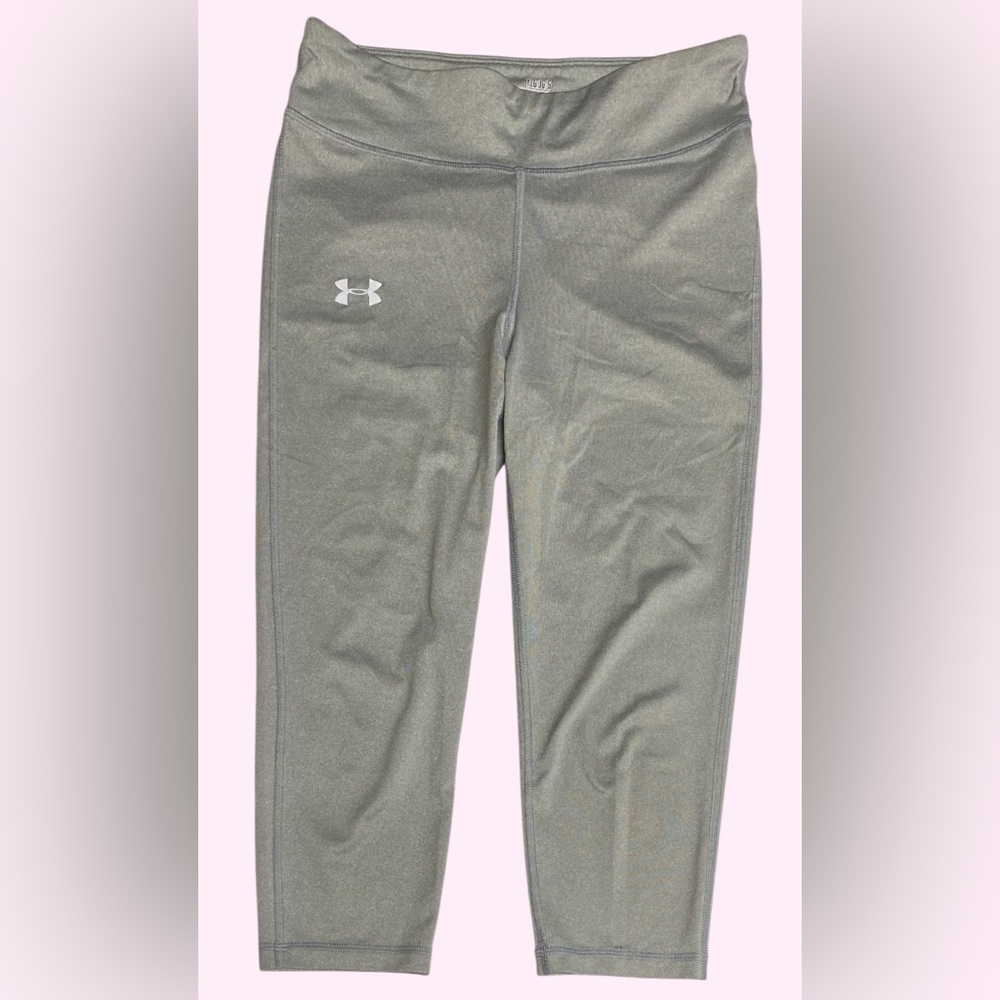 Under Armour Fitted Gray Apparel Size Large Junior